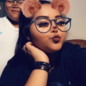 Meet your Posher, Mariana